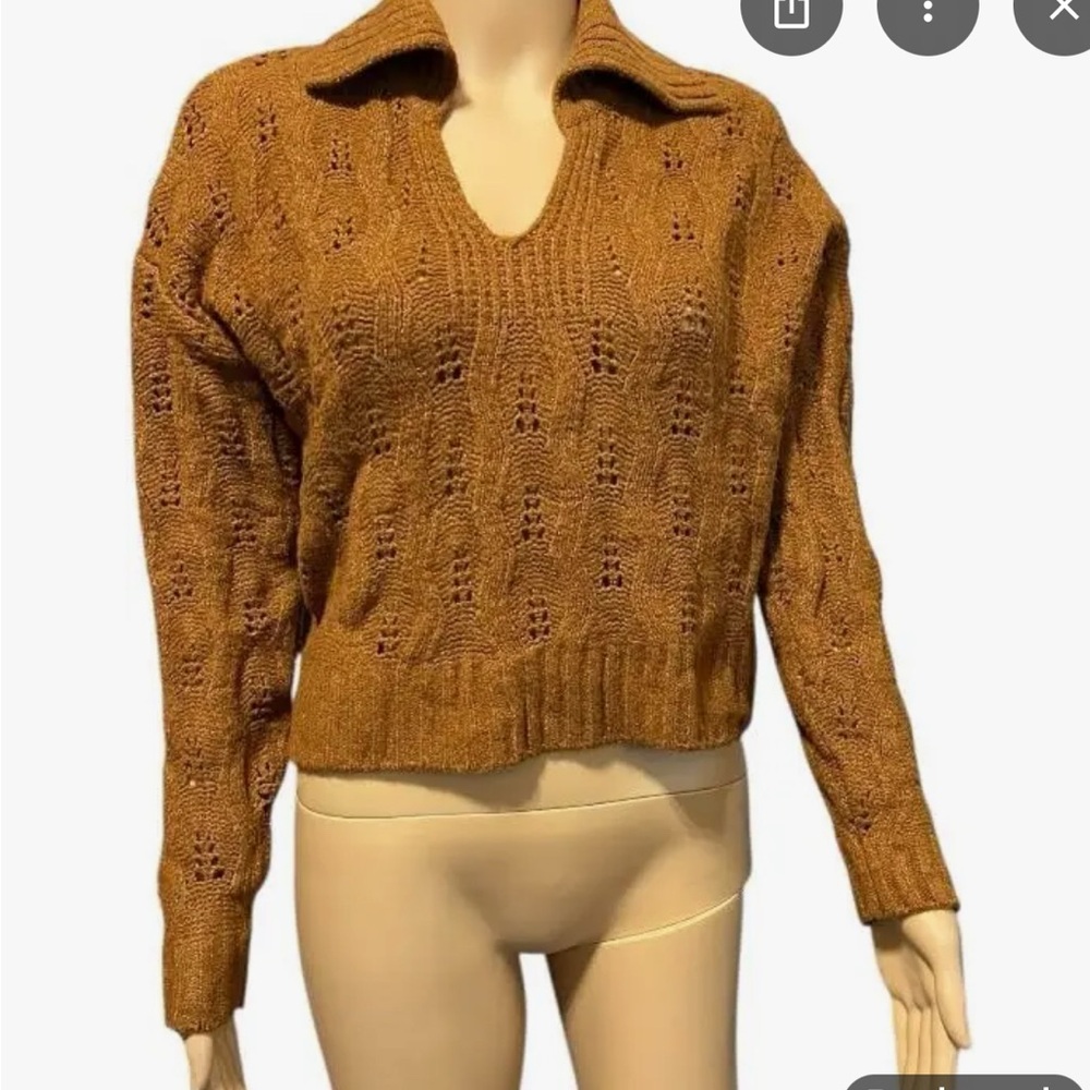 Pink Rose V-Neck Cable Knit Sweater - Tan